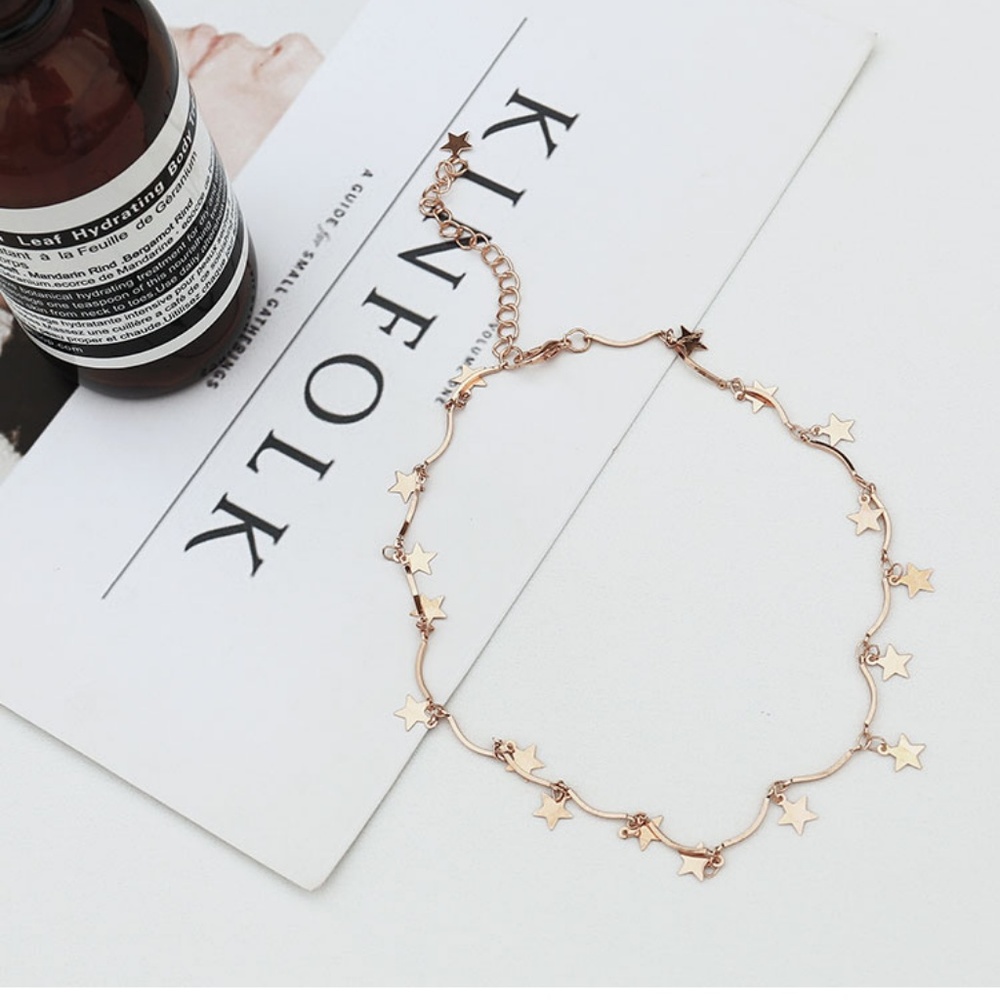 Boutique Cute Star Choker Necklace - Picture 4 of 7
